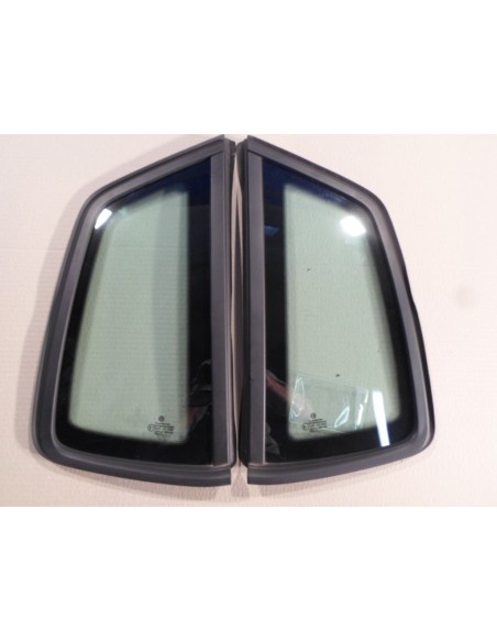 VW SPORTSVAN SZYBA BOCZNA LEWA ORYGINAŁTYLNA 03