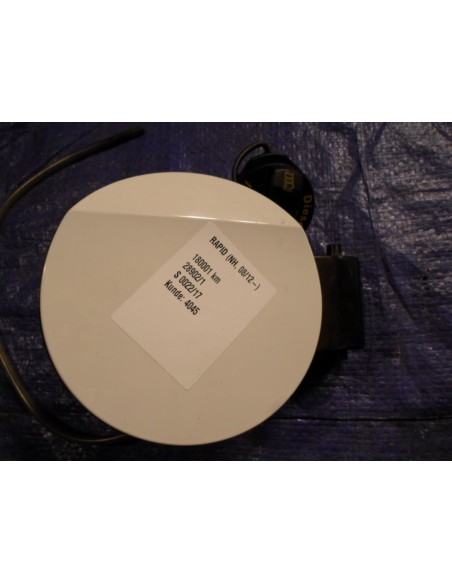 SKODA RAPID SPACEBACK KLAPKA WLEWU PALIWA LF9E