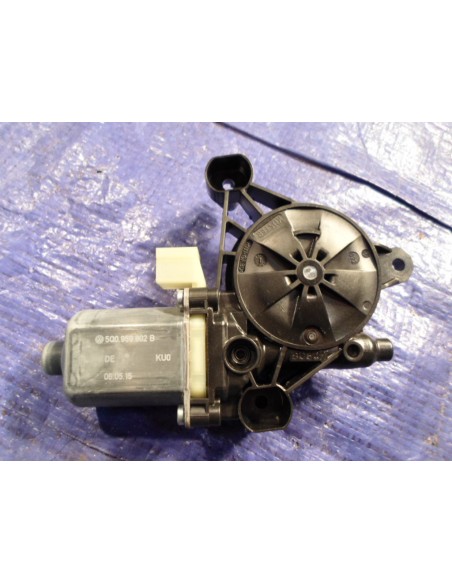 VW TOURAN III 5T SILNICZEK SZYBY LEWY 5Q095902B