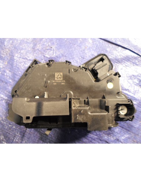 VW TOURAN III 5T ZAMEK DRZWI LEWY PRZÓD 5TB837015