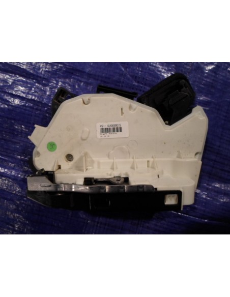 VW SEAT ZAMEK DRZWI LEWY TYŁ 6V0839015