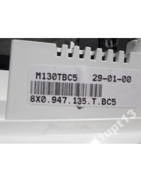 AUDI A1 LAMPKA KABINOWA OŚWIETLENIE 8X0951177