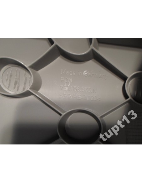 VW T6 2015-16 R TUNEL ŚRODKOWY 7E1858365N