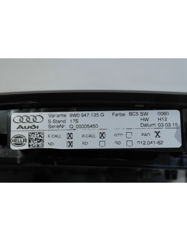 AUDI A4 LIFT 8W0 OŚWIETLENIE KABINY 8W0947135G
