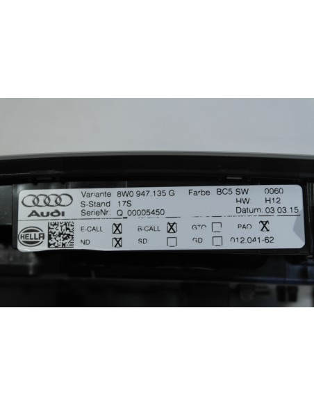 AUDI A4 LIFT 8W0 OŚWIETLENIE KABINY 8W0947135G