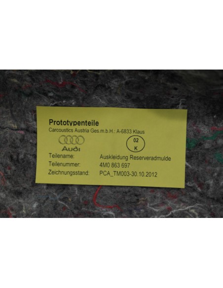 AUDI Q7 4M WYKŁADZINA BAGAŻNIKA 4M0863697