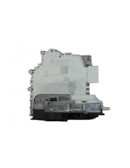 AUDI ZAMEK DRZWI PRAWY PRZEDNI 8X1837016C