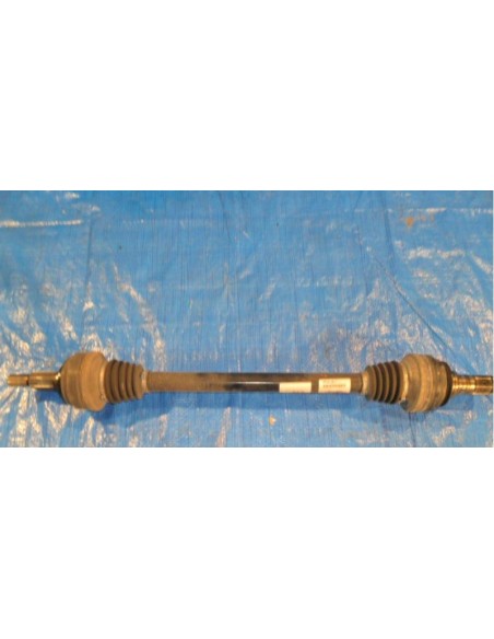 VW TOUAREG FL PÓŁOŚ KOMPLETNA 7P0501201F