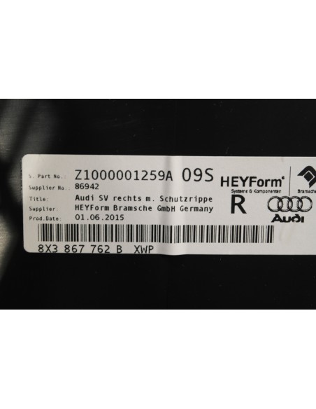 AUDI A1 LIFT TAPICERKA BAGAŻNIKA PRAWA 8X3867762