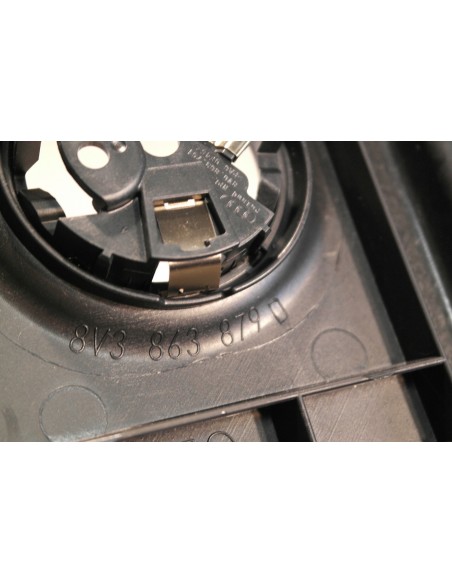 AUDI A3 8V FL 3-D TAPICERKA BAGAŻNIKA 8V3863879