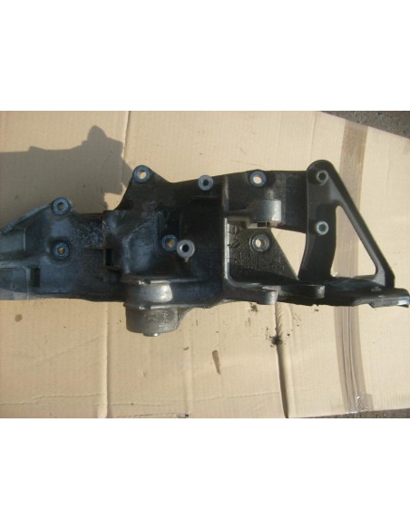 AUDI A4 1.6 ŁAPA POD ALTERNATOR SPRĘŻARKĘ