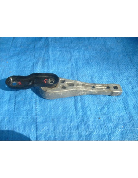 AUDI A3 8P0 GOLF VI 2008-11R 2.0 TDI ŁAPA DOLNA