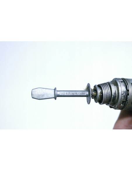 VW TOURAN 1T WKŁADKA ZAMKA DRZWI 1T0837167B