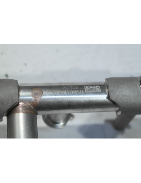 AUDI Q7 4M 3.0 TFSI LISTWA PALIWA 06E130089AA