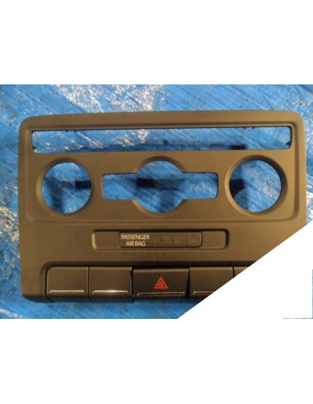 VW BEETLE RAMKA DEKOR NA PANEL KLIMATYZACJI