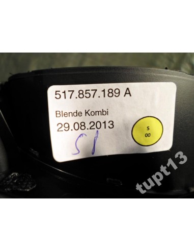 VW SPORTSVAN RAMKA LICZNIKA DEKOR