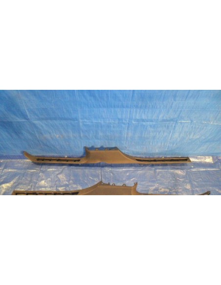 AUDI Q7 FL TAPICERKA PROGU LEWA 4L0853369