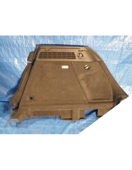 AUDI Q3 RS S-LINE TAPICERKA BAGAŻNIKA PRAWA CZARNA