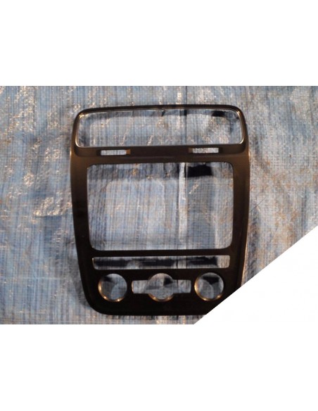 VW SCIROCCO FL RAMKA DEKOR ŚRODKOWY 1K8819728B