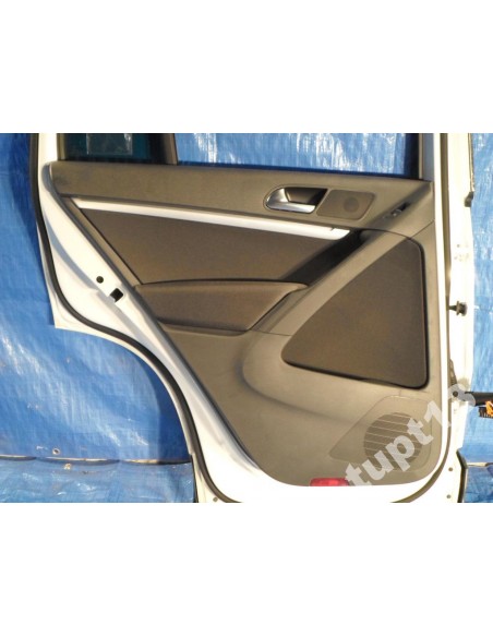 VW TIGUAN FL TAPICERKA DRZWI LEWY TYŁ