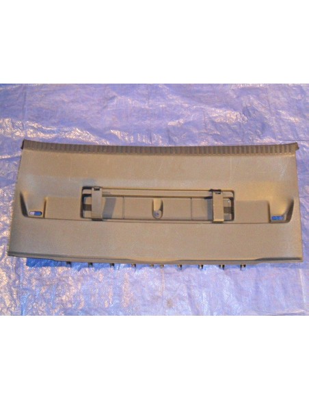 VW SCIROCCO 2008-12 TAPICERKA PAS TYLNY BAGAZNIKA