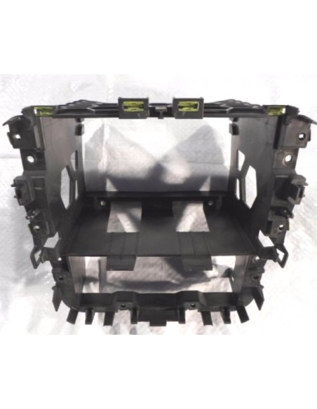 VW SCIROCCO FL RAMKA KOSZYK 1K8858005