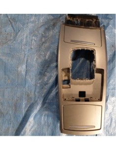 AUDI A6 C6 4F0 TUNEK ŚRODKOWY KOLOR SREBRNY