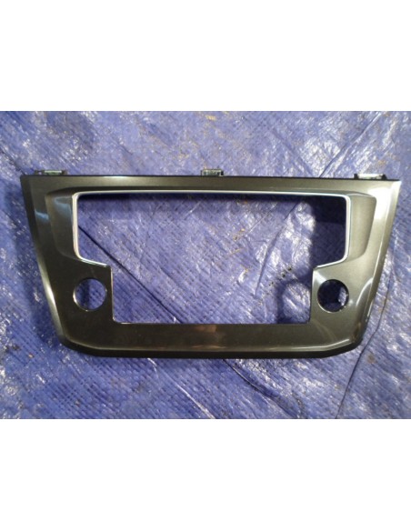 VW TIGUAN 5NA RAMKA NA RADIO 5NA858069