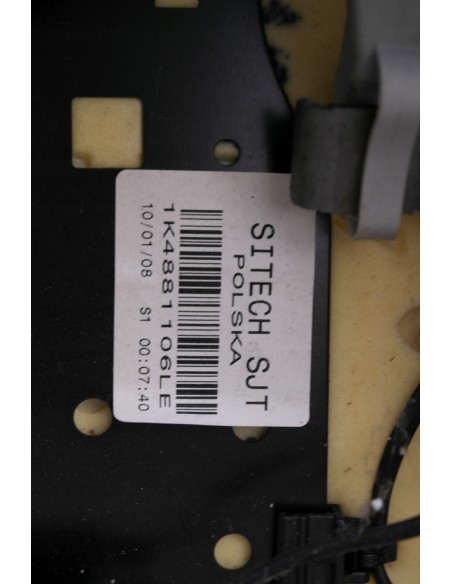 VW VOLKSWAGEN FOTEL PRAWY PASAŻERA 1K4881106LE