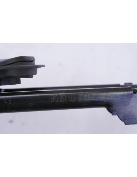 VW GOLF VI MOCOWANIE REGÓLACJA PASA PRAW 5K0857819