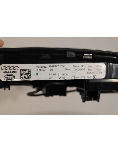 AUDI A8 4N D5 OŚWIETLENIE KABINY 4N0947135F