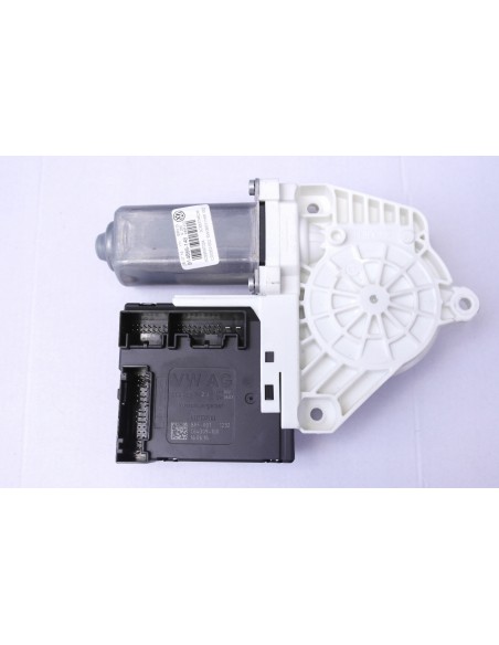 VW CC MODUŁ SILNICZEK SZYBY PRAWY 3C8959702A