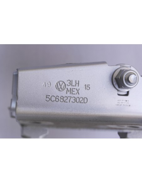 VW JETTA 5C6 ZAWIASY KLAPY TYLNEJ KOMPLET LA7W