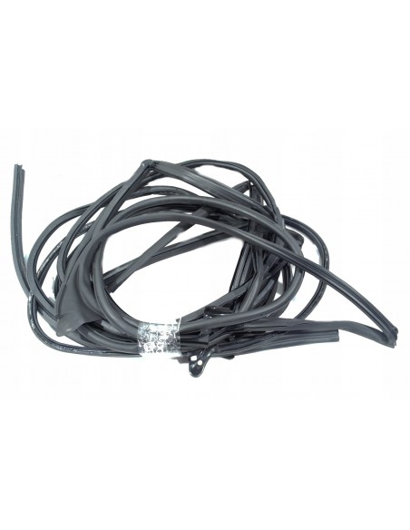 AUDI Q8 USZCZELKA PODSZYBIA 4M8823723