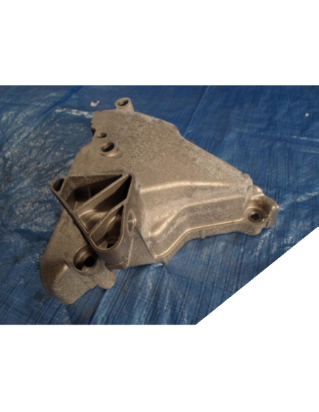 VW AUDI SEAT SKODA ŁAPA SILNIKA 04L199275