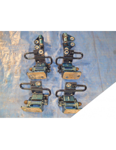 VW PASSAT B6 ZAWIAS DRZWI PRAWY TYŁ