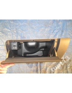 SKODA RAPID 2012-13 SCHOWEK PASAŻERA CZARNY 2