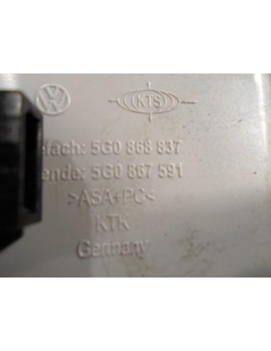 VW GOLF VII LAMPKA KABINOWA OŚWIETLENIE 5G0868837
