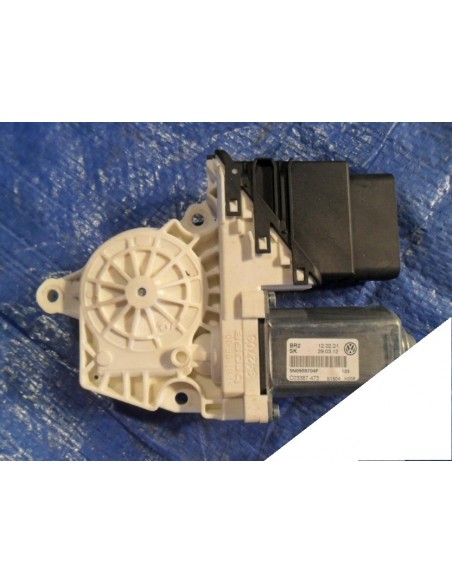 VW TIGUAN 2012 SILNICZEK SZYBY PRAWEJ 5NO959704 F