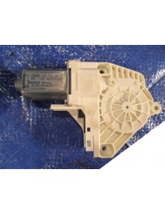 AUDI Q7 SILNICZEK SZYBY LEWY TYŁ 8K0959801