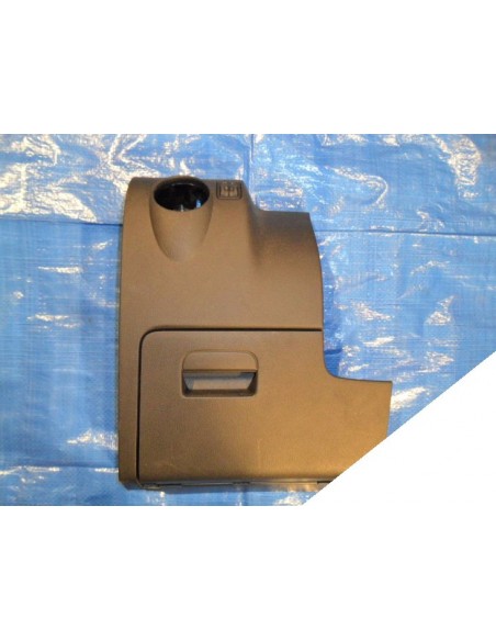 VW TIGUAN SCHOWEK MAŁY KIEROWCY