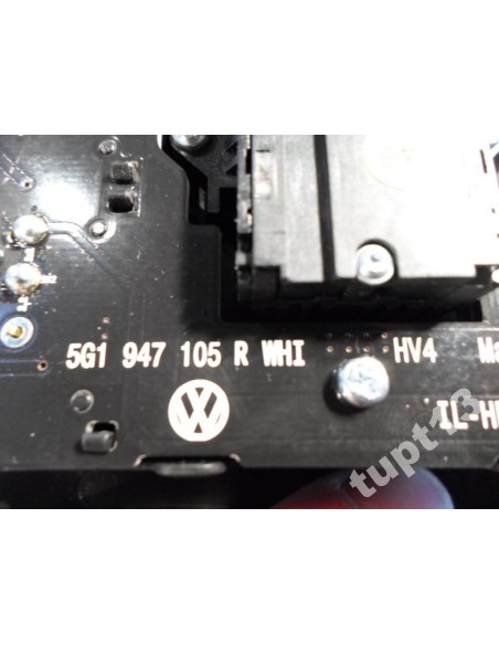 VW GOLF VII LAMPKA KABINOWA OŚWIETLENIE 5G1947105R
