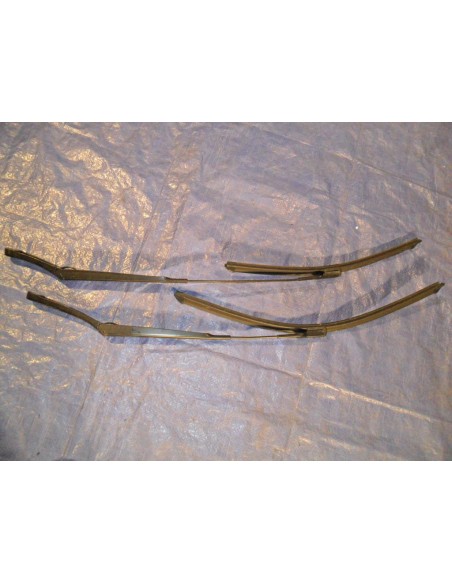 VW SCIROCCO 2008-12 R RAMIONA PIÓRA WYCIERACZEK