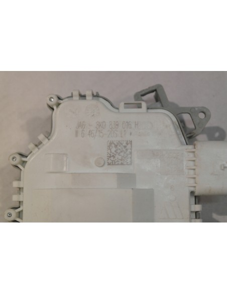 AUDI ZAMEK Z DRZWI PRAWY TYŁ 8K0839016H