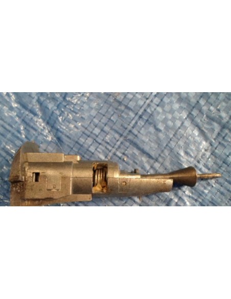 VW TOUAREG 2010-15R WKŁADKA ZAMKA 7P6837167