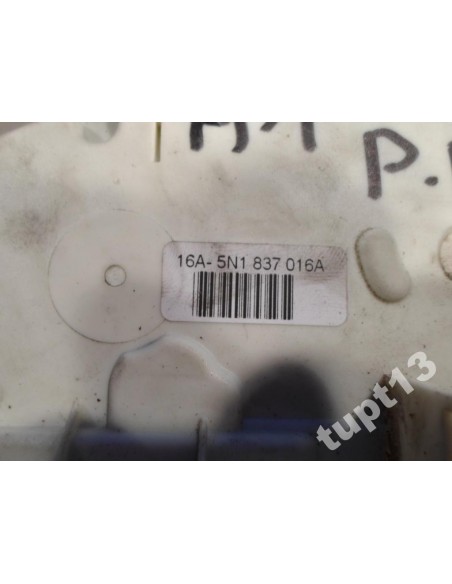 VW ZAMEK DRZWI PRAWYCH 5N1837016A