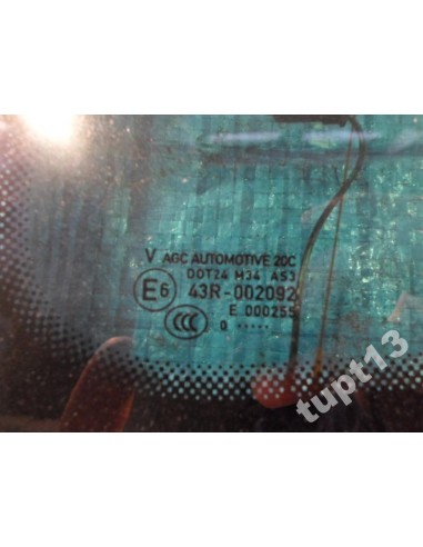 VW TOUAREG FL SZYBA KAROSERYJNA PRAWA CHROM