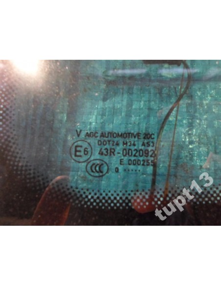 VW TOUAREG FL SZYBA KAROSERYJNA PRAWA CHROM