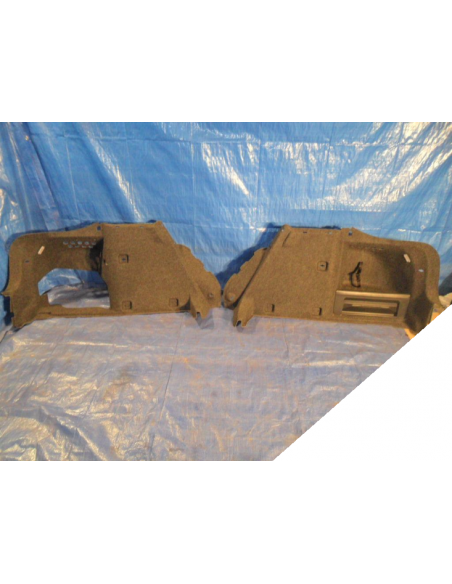 SKODA OCTAVIA III TAPICERKA BAGAŻNIKA LEWA CZARNA