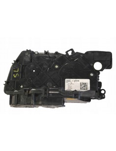 AUDI Q7 4M ZAMEK DRZWI PRAWY PRZÓD 8W1837016